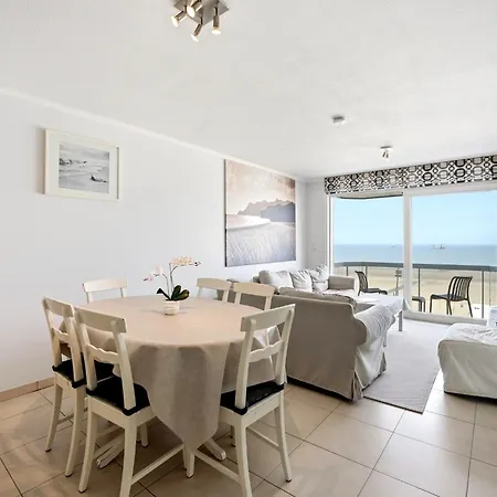 Spacious Coastal For 6 *